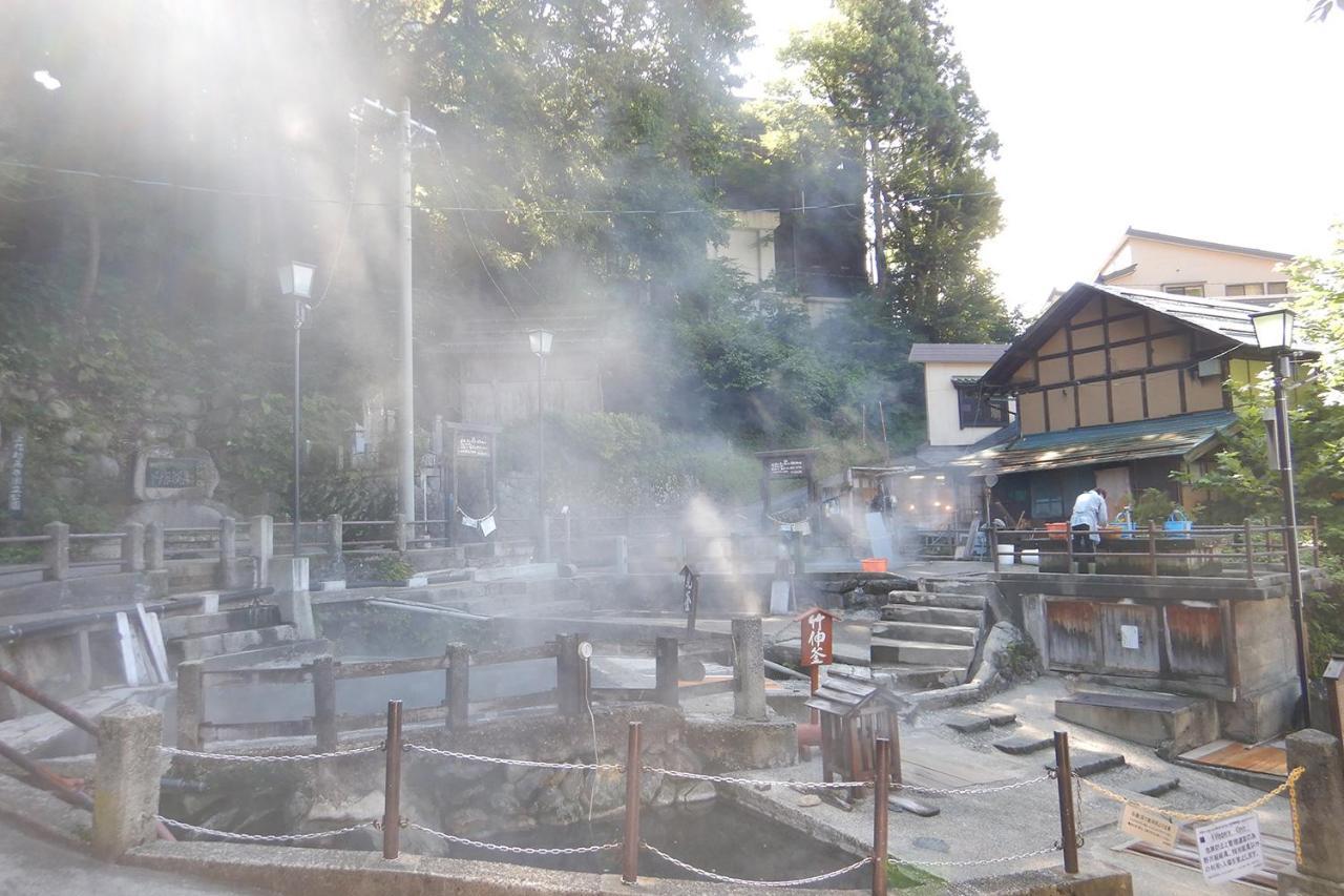 Togoro Hotel Nozawaonsen Bagian luar foto